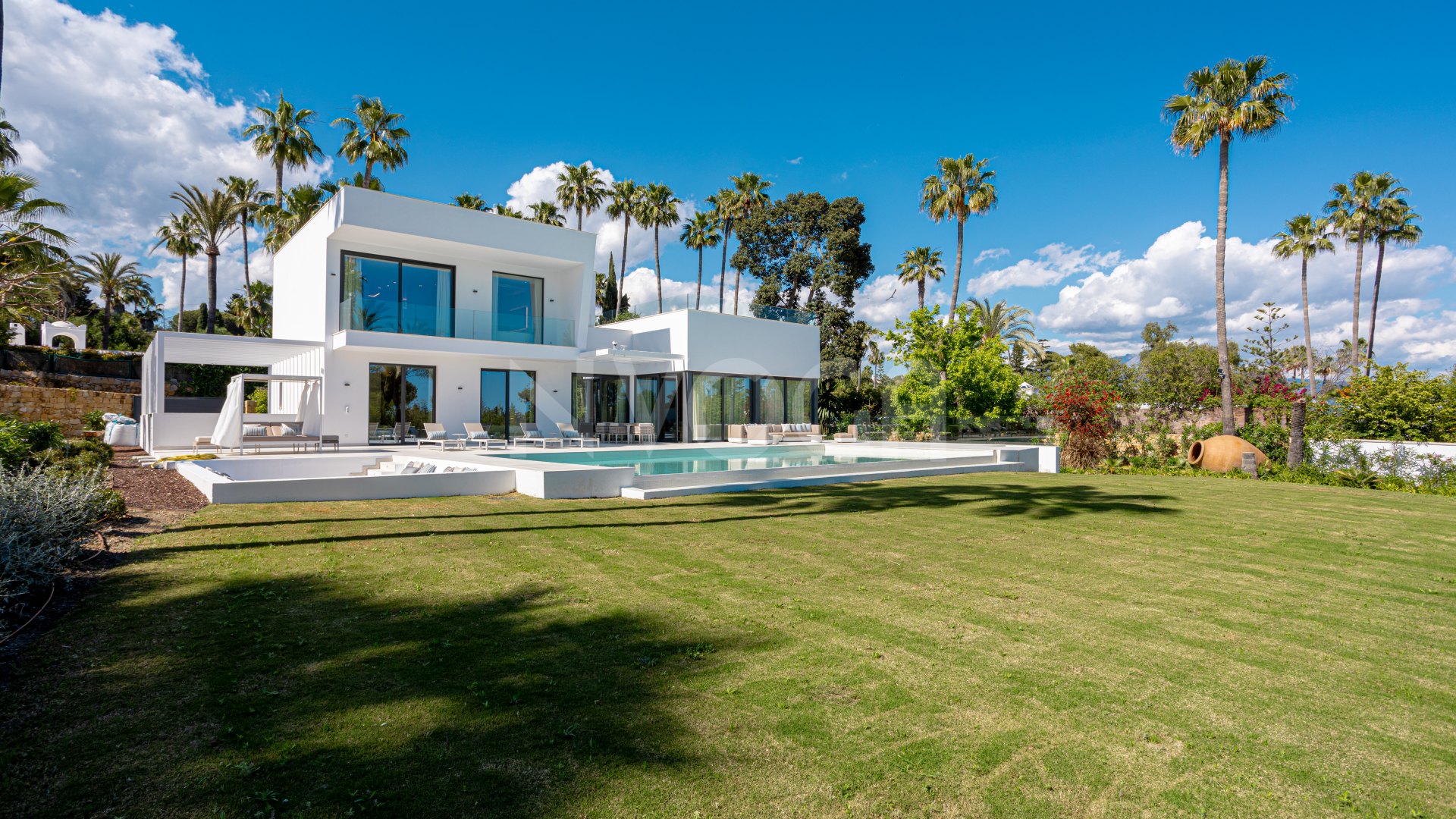 a4bdcdf3 182d 4d32 833d 47044253abc9